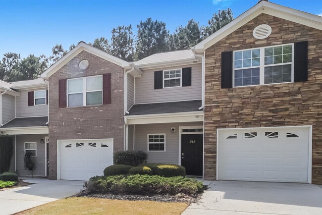 Building Photo - 252 Derby Ct