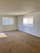 Building Photo - 1528 North Ct