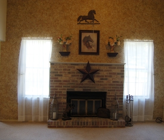 Family room - 10 Gail Ct