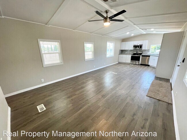Foto del edificio - 2 br, 1 bath House - 1615 E. Devlin Ave.