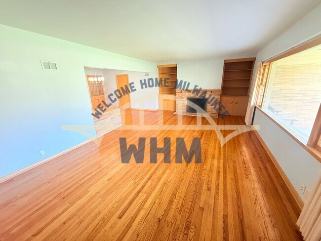 Foto del edificio - 8575 N Hawthorne Rd