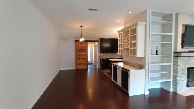 Foto del edificio - 710 Yucca Ave