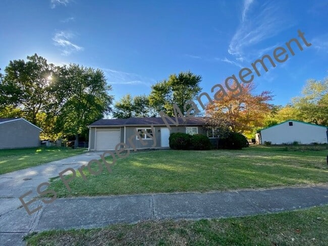 Building Photo - 3 Bedroom 1 Bathroom Ranch Style Home in Perry Township!