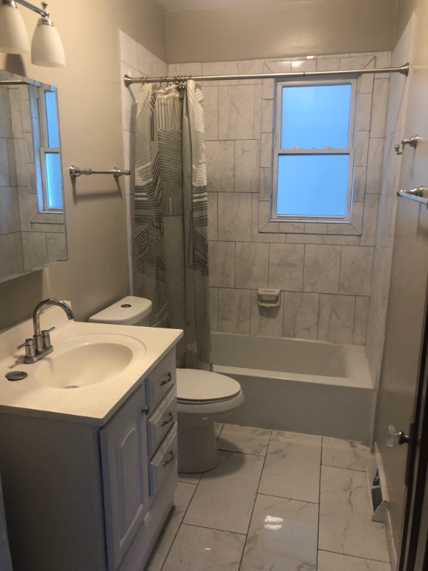 Primary Photo - 527 N Lockwood Ave