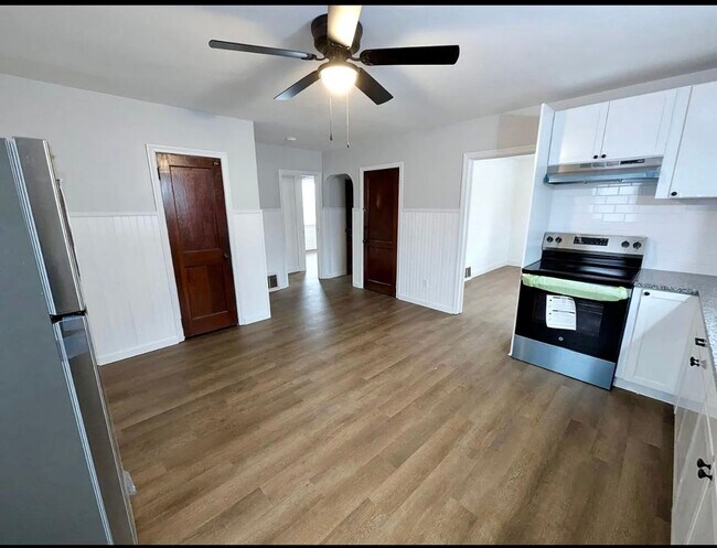 Foto del edificio - 914 Hellertown Rd