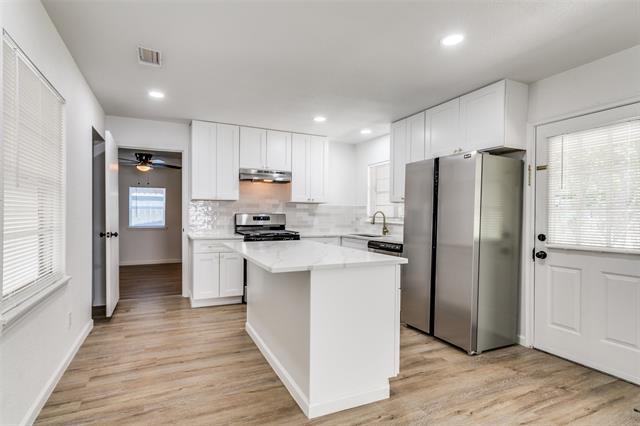 Foto del edificio - 3227 San Paula Ave