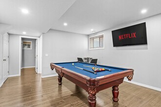 Building Photo - 56 Cityscape Mount NE