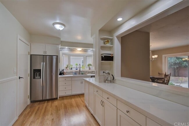 Building Photo - 1448 W West Ave