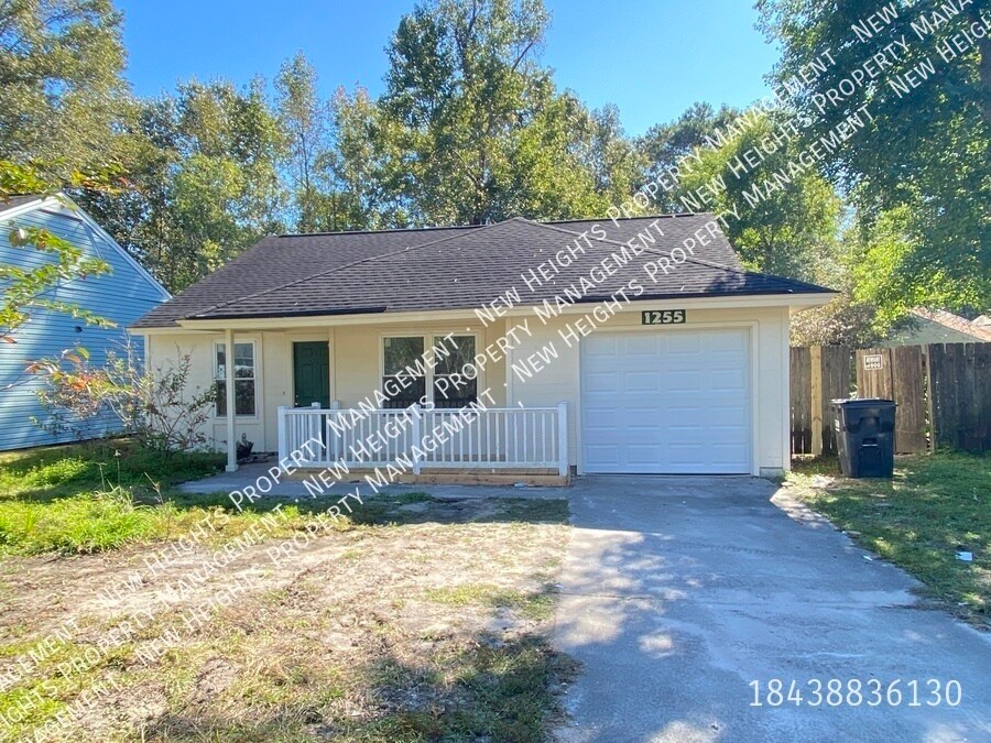 Lovely Ranch Style Home in Moss Point! House Rental in Ladson, SC