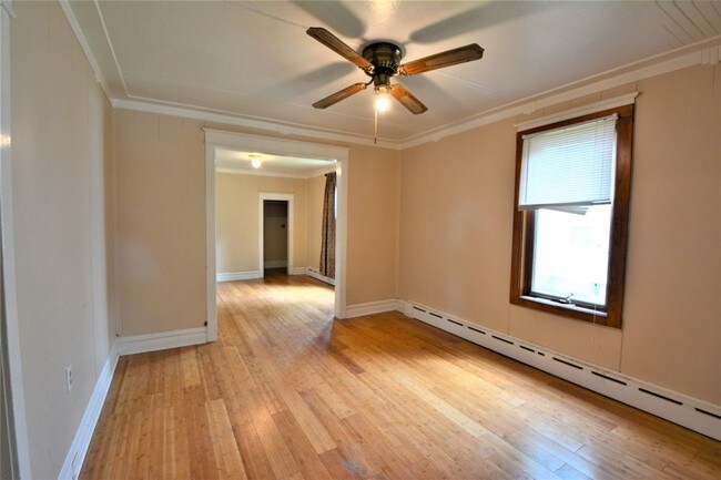 Foto del edificio - One Bedroom Home