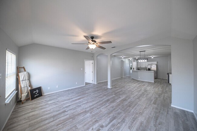 Open Concept Floor Plan - 2207 Medford Ct