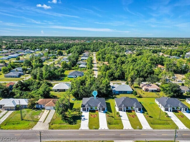 Foto del edificio - 4921 Leonard Blvd S