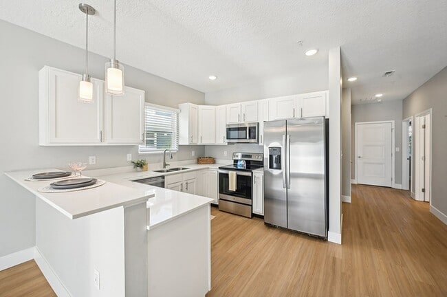 Viva at Palm Coast kitchen - Viva Palm Coast