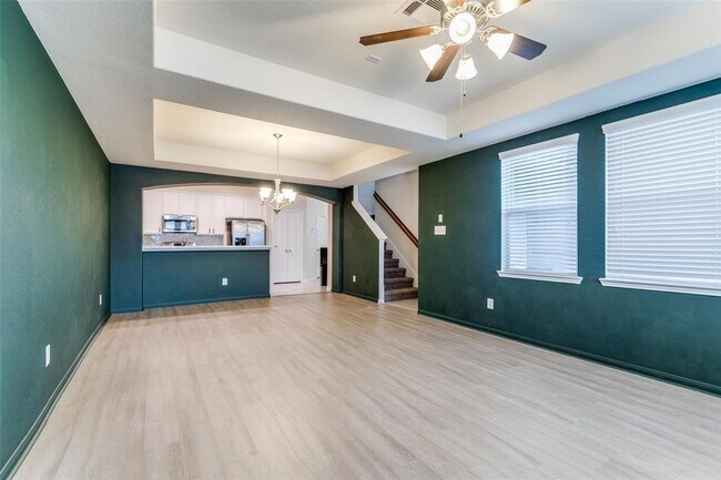 Foto del edificio - 8315 Columbia Forest Dr