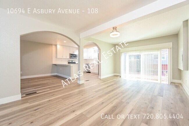 Building Photo - Spacious 3-bedroom, 3 1/2 bath townhome ne...