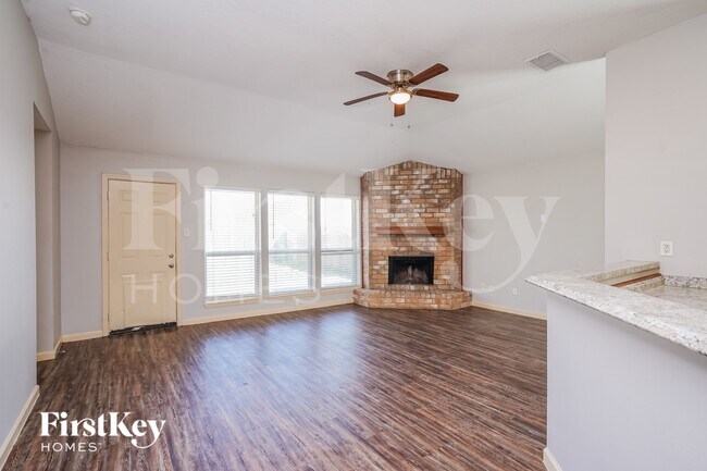 Building Photo - 4306 Regency Villa Dr