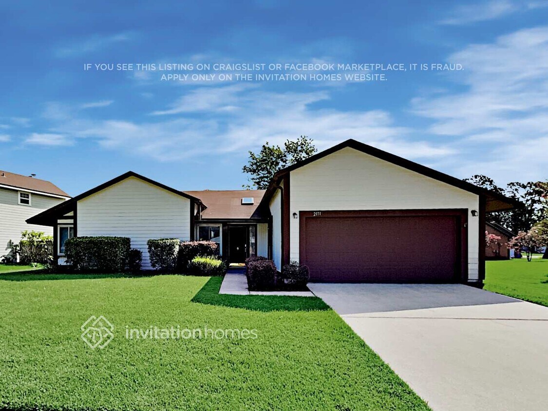 Foto principal - 2171 Aztec Dr W