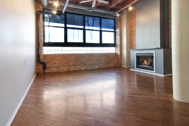 Building Photo - 1601 S Indiana Ave