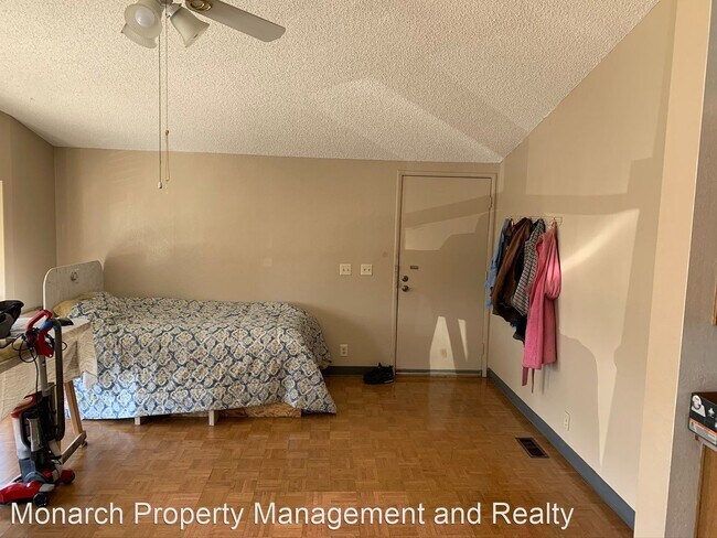 Building Photo - 3 br, 2 bath House - 6404 Bamboo Pl