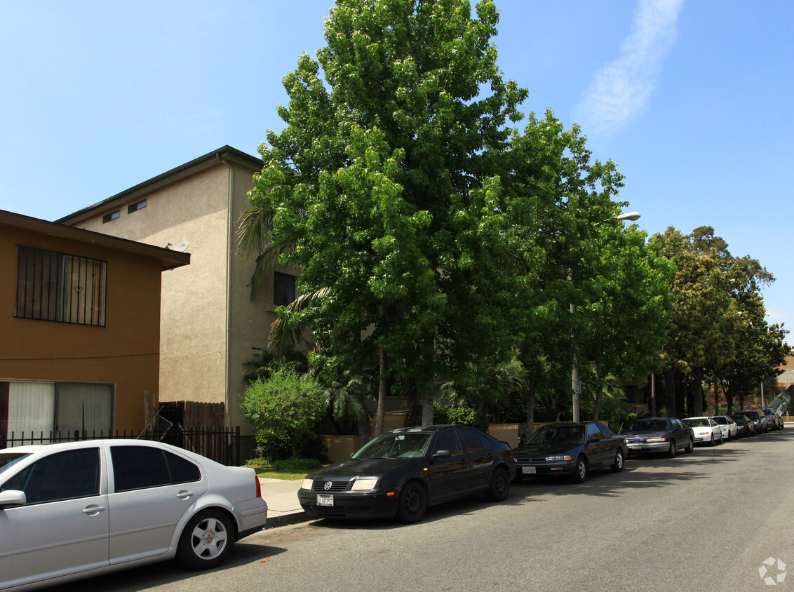 Primary Photo - Orizaba Avenue Apartments