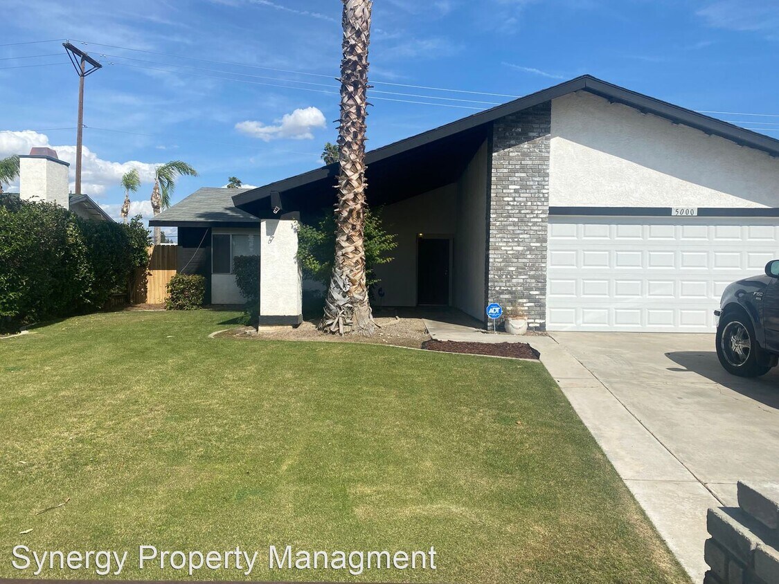 3 br, 2 bath House 5000 Jewell Court House for Rent in Bakersfield
