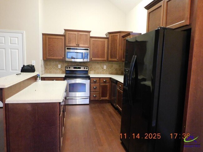 Foto del edificio - 317 Flowing Meadows Dr