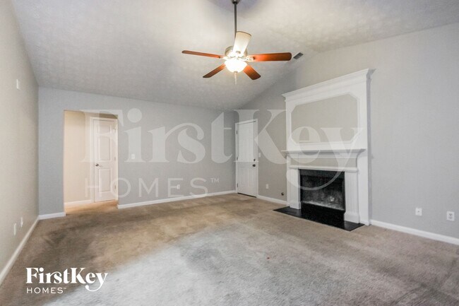 Foto del edificio - 3342 Crestview Ct