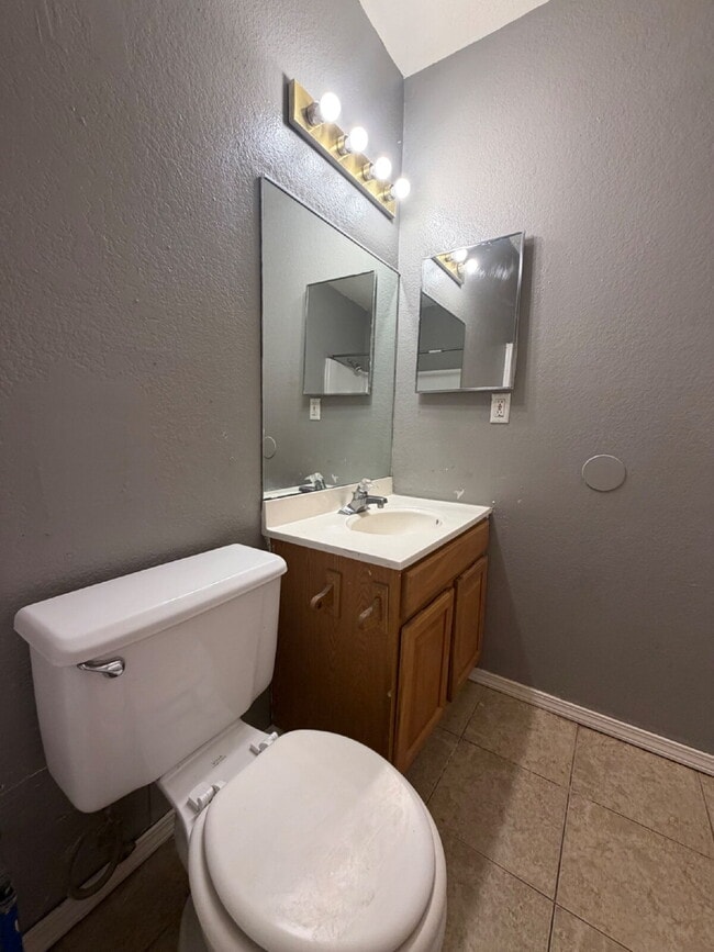 Building Photo - 116 Fritts Way