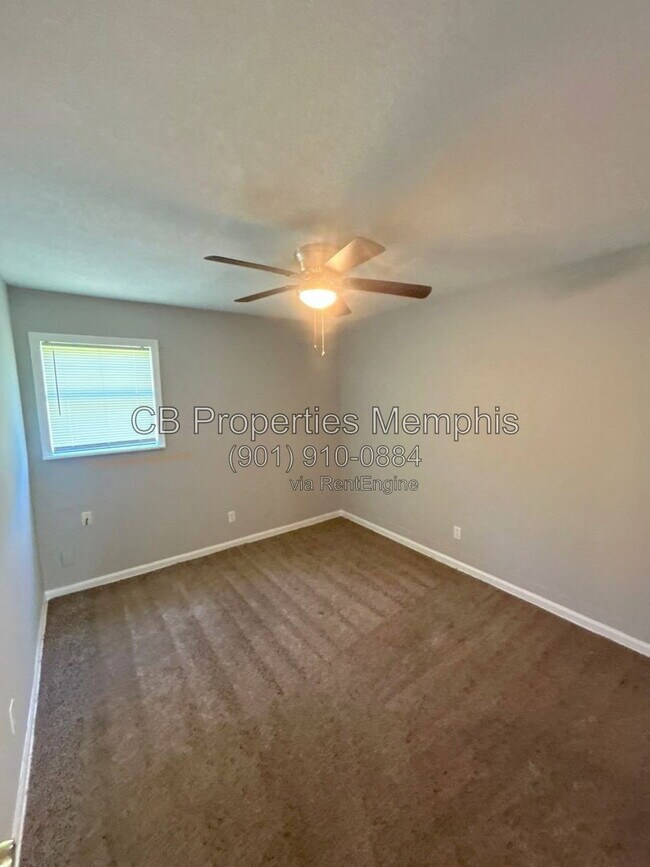 Foto del edificio - 4811 Bradford Dr