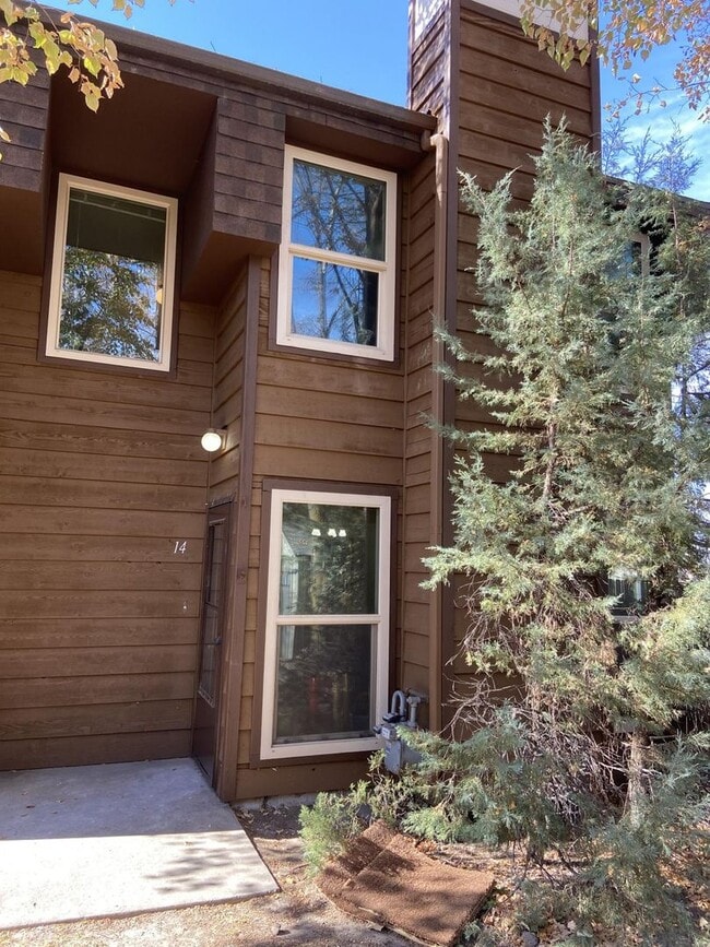 Building Photo - 377 W 1100 N