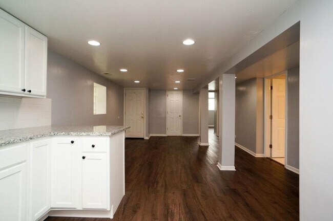 Foto del edificio - 2 bedroom in Chicago IL 60641