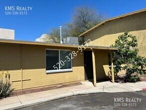 Building Photo - 5126 E Bellevue St