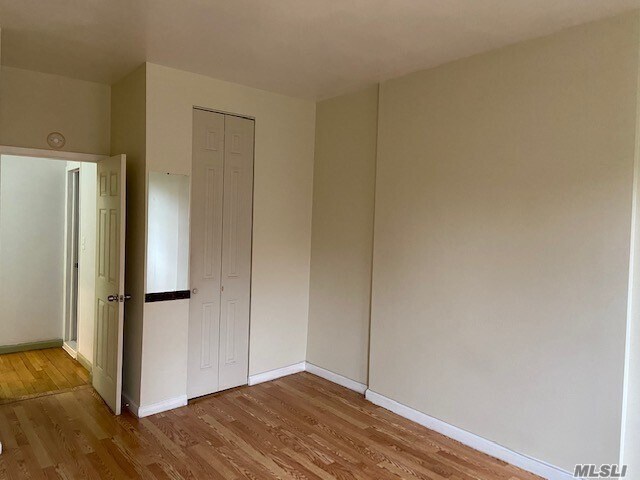 Foto principal - 13 W 106th St