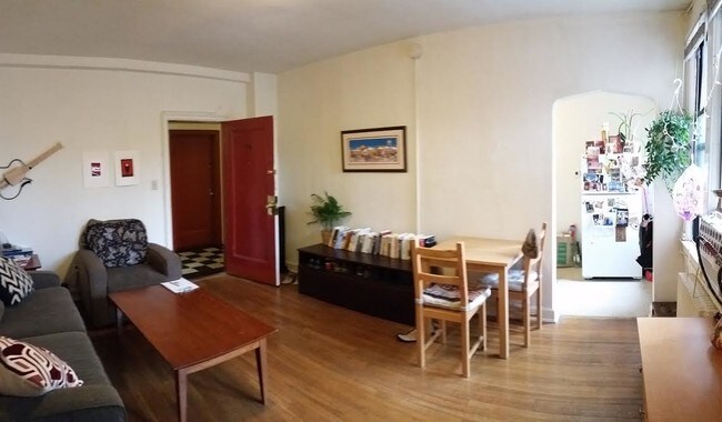 Building Photo - 2517 Mozart Pl NW