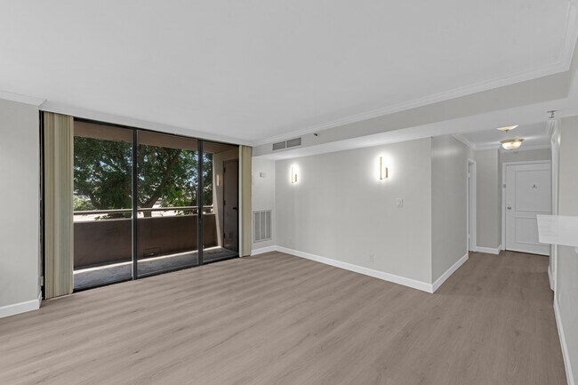 Foto del edificio - 3525 Sage Rd