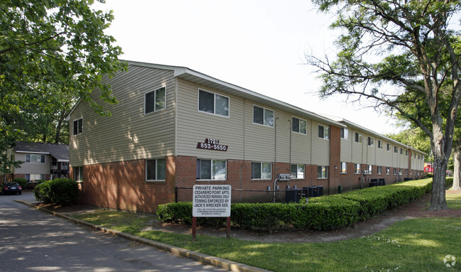 Foto del edificio - Cedarbird Point Apartments