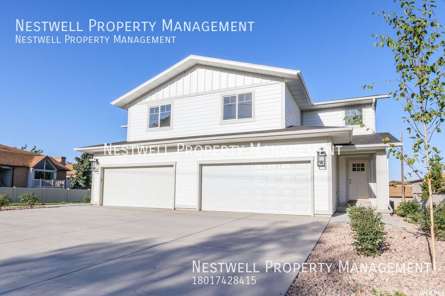 Foto principal - Brand New 4-Bed Home in Bountiful.