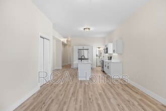 Building Photo - 1436 S New Jersey St