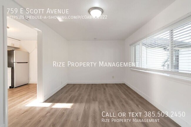 Foto del edificio - 759 E Scott Ave