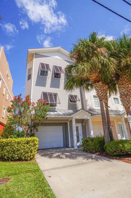 Clearwater Beach Living House for Rent in Clearwater, FL