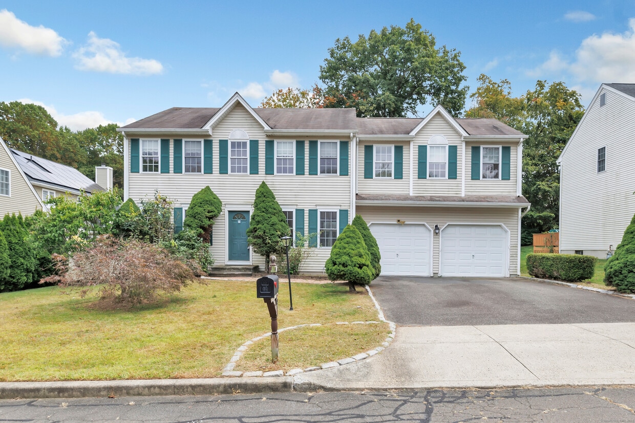 Foto principal - 9 Milford Hunt Ln