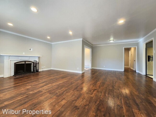 Building Photo - 4 br, 3 bath House - 475 Oregon Avenue