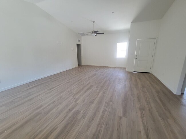 Building Photo - 8309 Grandy St