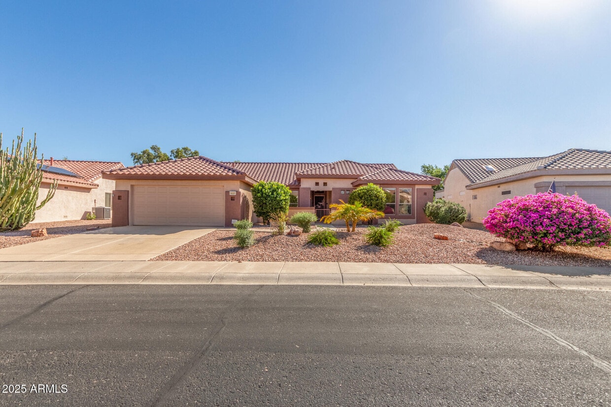 Primary Photo - 16331 W Willow Creek Ln