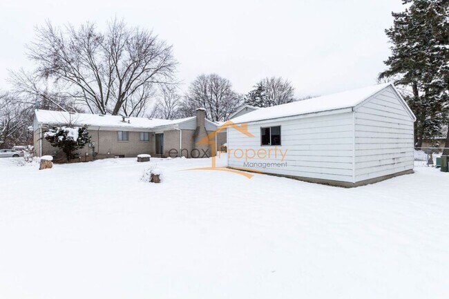 Foto del edificio - Beautiful Ranch In Plymouth 1 MONTH FREE RENT!!