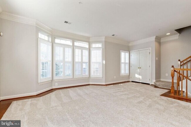 Foto del edificio - 5601 Harrington Falls Ln
