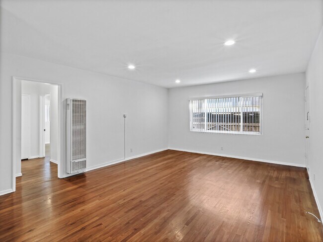 Foto del edificio - 4918 1/2 Tujunga Ave