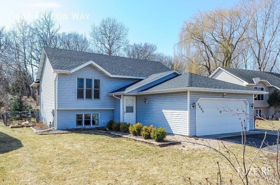 Primary Photo - 3688 Falcon Way