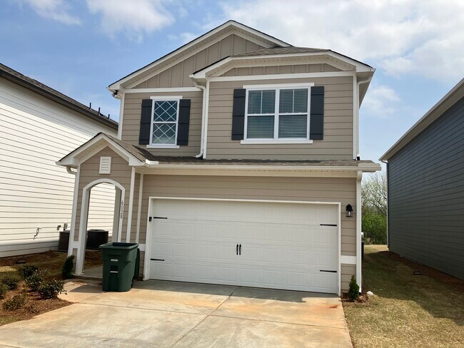 Foto del edificio - 6028 Taramore Ln NW