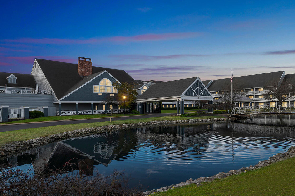 Primary Photo - New England Club Independent Senior Living
